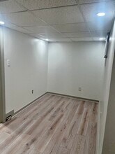 1815 East Greenwich Ave in Milwaukee, WI - Building Photo - Building Photo