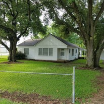 1918 J Meyer Rd in Richmond, TX - Building Photo