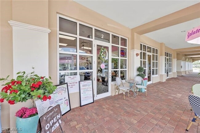 property at 8693 Querce Ct