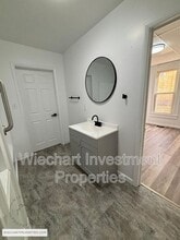 933 W Wayne St in Lima, OH - Building Photo - Building Photo