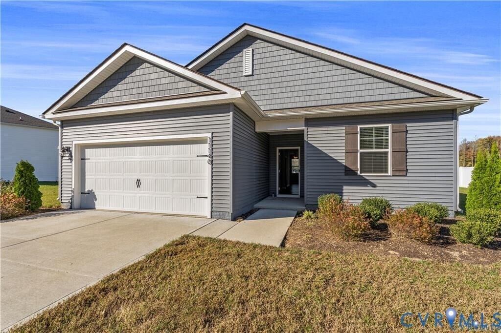 11140 Chappell Crk Cir in Hopewell, VA - Building Photo