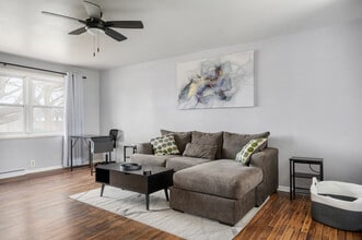 202 Kentucky Ave in Plainfield, IN - Foto de edificio - Building Photo