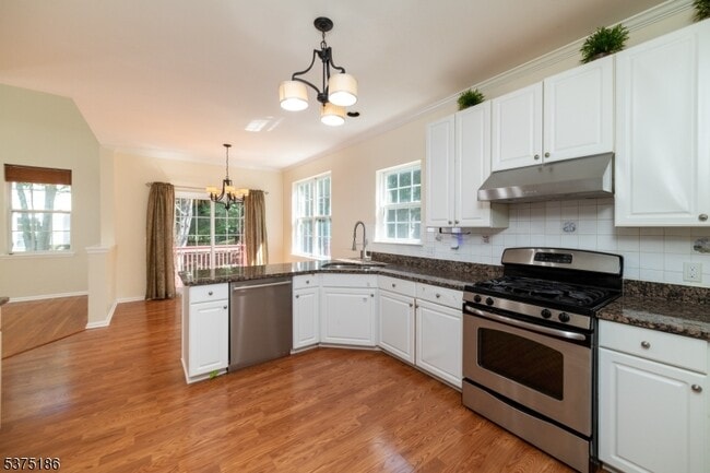 5 Hansom Rd in Bernards, NJ - Building Photo - Building Photo