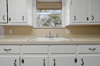 3216 N 15th St in Waco, TX - Building Photo - Building Photo