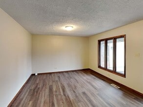 16400 Sherwood Dr in Orland Park, IL - Building Photo - Building Photo