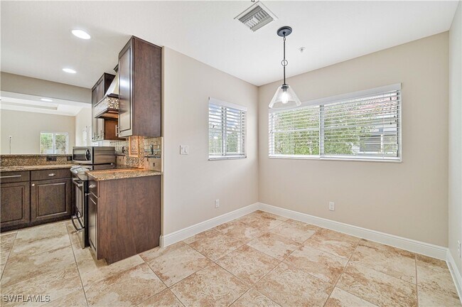 12091 Santaluz Dr