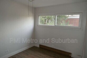 748 E 5th Ct in Des Plaines, IL - Building Photo - Building Photo