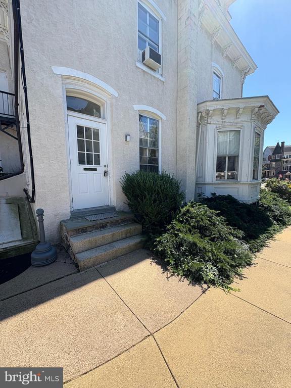115 N Broad St in Doylestown, PA - Building Photo - Building Photo