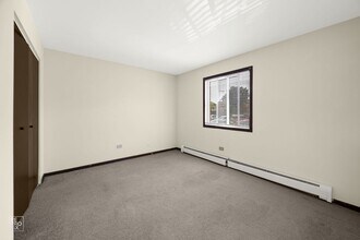 1515 N Winslowe Dr in Palatine, IL - Building Photo - Building Photo