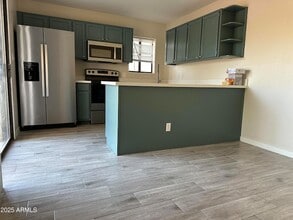 15650 N 19th Ave in Phoenix, AZ - Building Photo - Building Photo