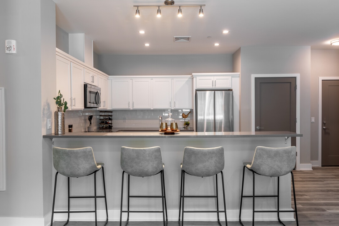 Hudson Commons in New Windsor, NY - Foto de edificio