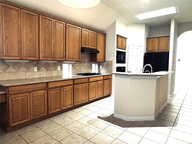 property at 2910 Sandleigh Dr