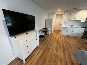 615 Azalea Ln in Vero Beach, FL - Building Photo - Building Photo