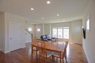 4878 Romaine Rd in Fitchburg, WI - Building Photo - Building Photo