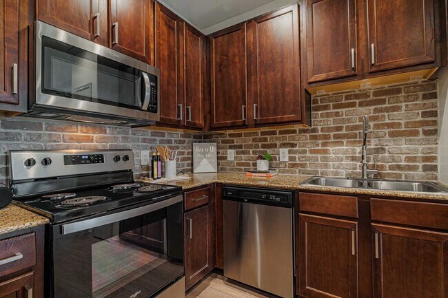 10799 Memorial Dr in Houston, TX - Building Photo - Building Photo