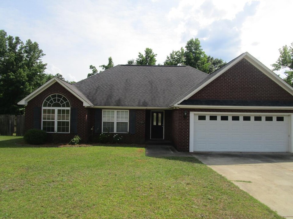 2589 Navigator Cir in Dalzell, SC - Building Photo