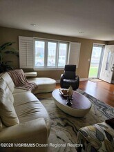 7 Vine Ct in Long Branch, NJ - Building Photo - Building Photo