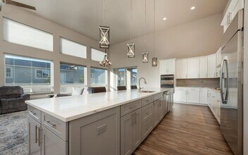 1026 Sun Crest Ct in Gardnerville, NV - Building Photo - Building Photo