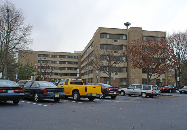 Lindenwold Tower in Lindenwold, NJ - Building Photo - Building Photo