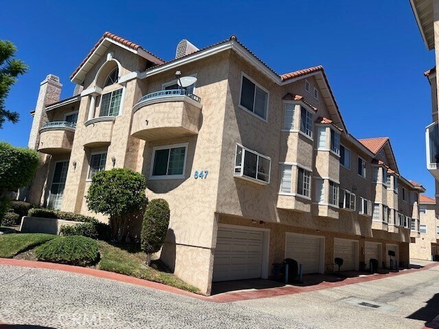 847 Fairview Ave in Arcadia, CA - Building Photo