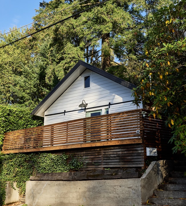 2846 SW Montgomery Dr in Portland, OR - Building Photo