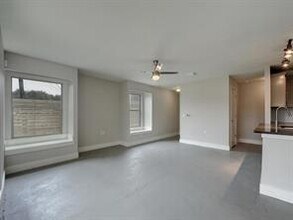 11805 Alpheus Ave in Austin, TX - Building Photo - Building Photo