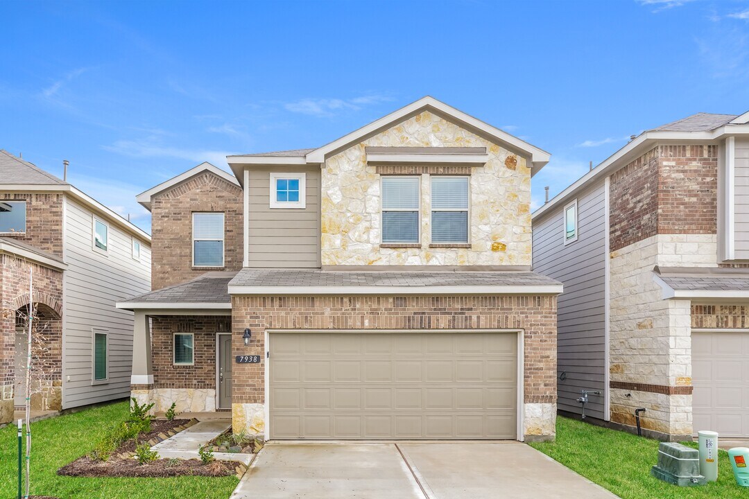 7938 Tuscan Cypress Dr in Cypress, TX - Building Photo