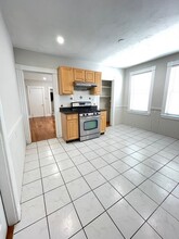 197 Farrington St, Unit 1 in Quincy, MA - Building Photo - Building Photo