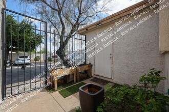 2619 E Windsor Ave in Phoenix, AZ - Building Photo - Building Photo