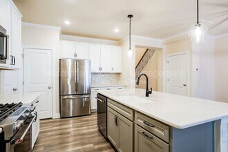 616 Mount Blanc Way in Cary, NC - Building Photo - Building Photo