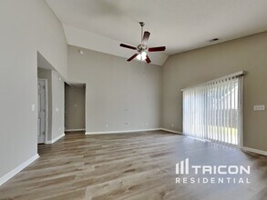 819 Chablis Dr in Columbia, SC - Building Photo - Building Photo