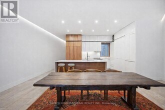 1024 Queen St W in Toronto, ON - Building Photo - Building Photo