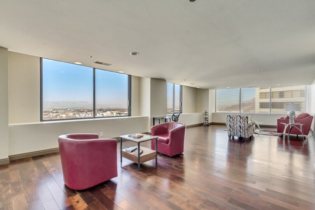 44 W Broadway, Unit 906N in Salt Lake City, UT - Building Photo