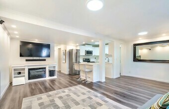 9272-9122 122 St in Surrey, BC - Building Photo - Building Photo