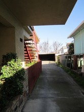 537 Pacific Ave in Alameda, CA - Building Photo - Building Photo