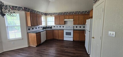 4505 Hitchrock Dr in Killeen, TX - Building Photo - Building Photo