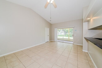 7703 33rd Ln E in Sarasota, FL - Building Photo - Building Photo