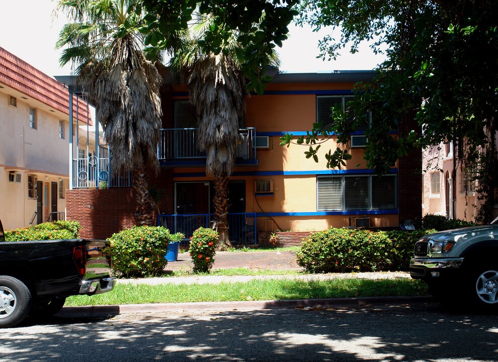 Casa Davincci in Miami Beach, FL - Foto de edificio
