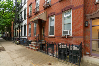 79 Douglass St in Brooklyn, NY - Building Photo - Building Photo