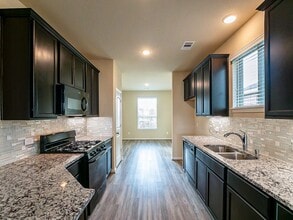 2303 Altman Trl in Houston, TX - Building Photo - Building Photo