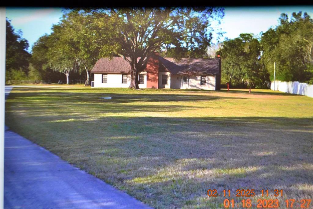 15314 Indian Head Dr in Tampa, FL - Building Photo