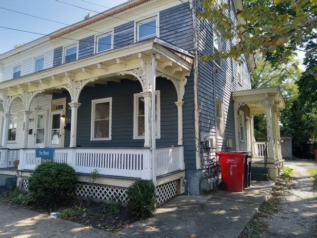 55 Walnut St
