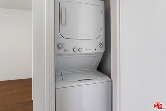 11908 Exposition Blvd in Los Angeles, CA - Building Photo - Building Photo