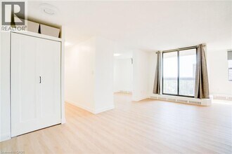 90 Ling Rd in Toronto, ON - Building Photo - Building Photo