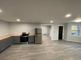 25 High St in Orange, MA - Building Photo