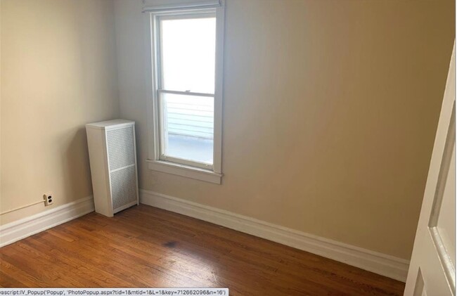 518 W Broad St, Unit u in Bethlehem, PA - Building Photo - Building Photo