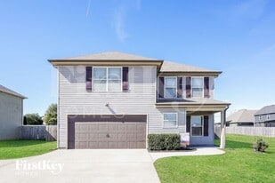 2352 Pea Ridge Rd in Clarksville, TN - Building Photo