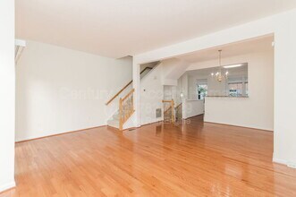 1030 Harrison Cir in Alexandria, VA - Building Photo - Building Photo
