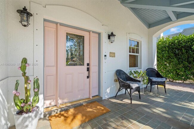 375 Plymouth Rd in West Palm Beach, FL - Building Photo - Building Photo