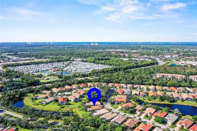 8847 Largo Mar Dr in Ft. Myers, FL - Building Photo - Building Photo